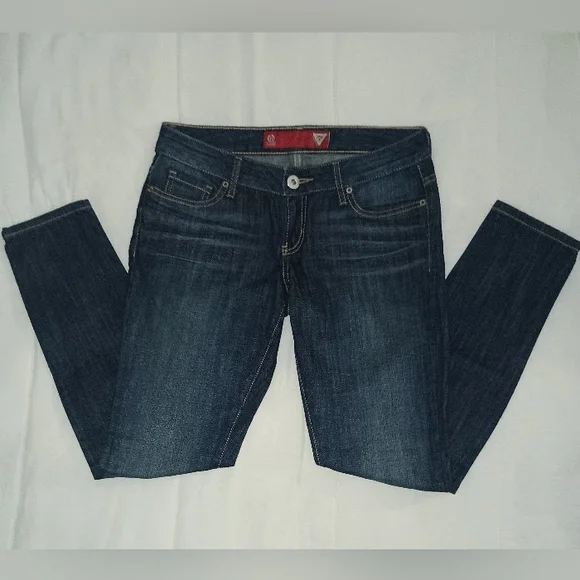 Guess Jeans - Picture 9 of 13
